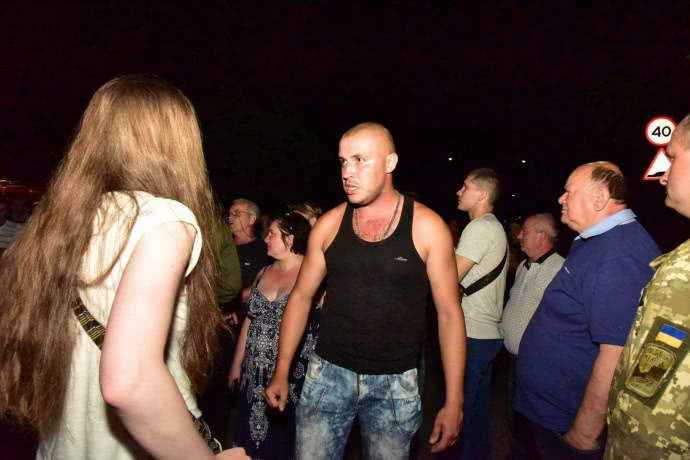 - Безусловно, в деле Слипцов толчком стало 5-е июля, когда он фактически устранился от разъяснения позиции городской власти к тем, кто организовал так называемый шабаш и блокировки украинского войска